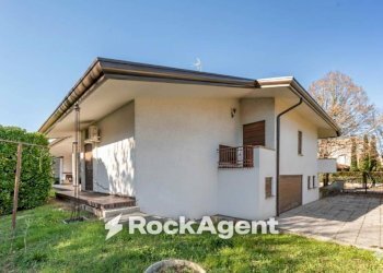 Facciata - Villa via Torino, 20, Selvazzano Dentro - foto 10