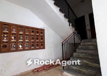 Interno palazzo - Two-room apartment via Lorenzo Cardone, 9, Catanzaro - photo 8
