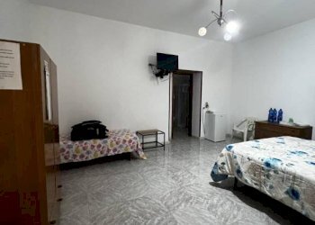 Camera da letto - Stabile - Palazzo largo gran guardia n.4 Ustica 90051, Ustica - foto 10