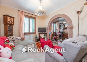 Salone - Three-room apartment via Gherardo Ghirardini, 10, Rovigo - photo 1