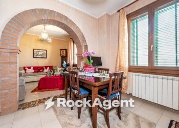 Salone - Three-room apartment via Gherardo Ghirardini, 10, Rovigo - photo 6