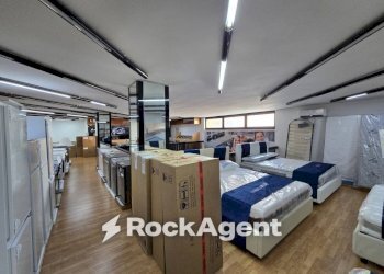 Magazzino - Negozio via Roma, 61, Casarano - foto 21