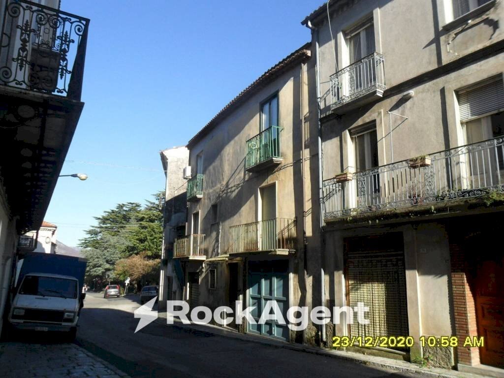 Facciata - Apartment via Guglielmo Marconi, 11, Trecchina - photo 1