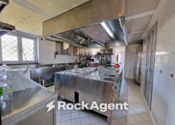 Interno non residenziale - Attività Commerciale via Laurito, Melizzano - foto 15