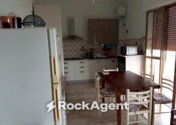 Cucina - Appartamento strada Statale 106 Jonica, Siderno - foto 11