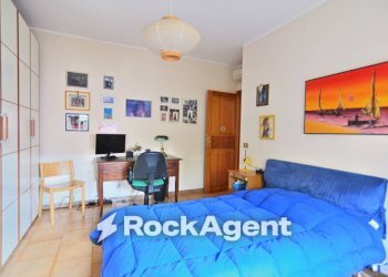 Camera da letto - Villa via Ombrone, 5, Latina - foto 23