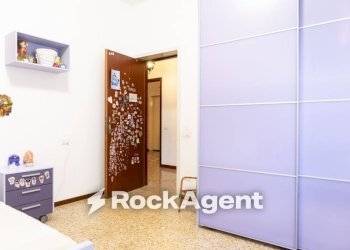 Camera da letto - Quadrilocale via Giulio e Guido Carmignani, Parma (zona Montanara) - foto 21