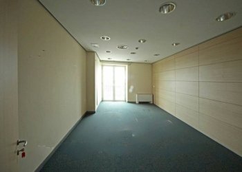 Stanza non arredata - Ufficio via Antica Fiumara, 3, Genova (zona Sampierdarena) - foto 6