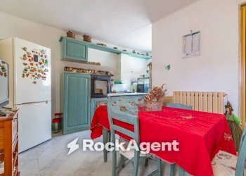 Cucina - Casa indipendente vicolo Adriano, 6, Cassano delle Murge - foto 4