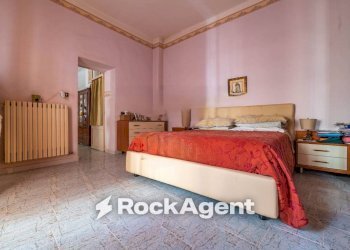 Camera da letto - Casa indipendente vicolo Adriano, 6, Cassano delle Murge - foto 12