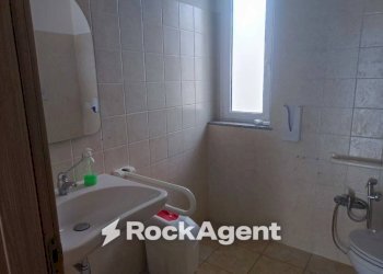 Bagno - Shop via del Villino, Alanno - photo 8