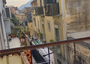 Balcone - Bilocale via Mazzini, 22, Sarno - foto 2