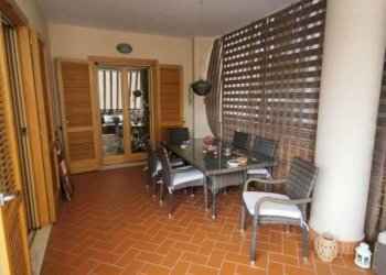 Veranda - Trilocale via San Martino, 114, Palma Campania - foto 11