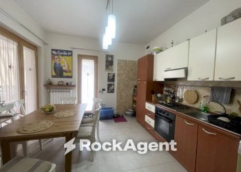 Cucina - Trilocale via San Martino, 114, Palma Campania - foto 13