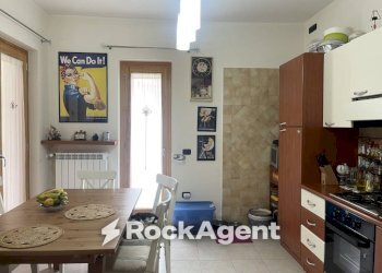 Cucina - Trilocale via San Martino, 114, Palma Campania - foto 14