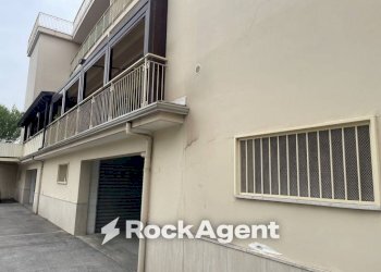 Facciata - Trilocale via San Martino, 114, Palma Campania - foto 36