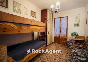 Camera da letto - Casa indipendente via Case Sparse frazione Villa Passo, Civitella del Tronto - foto 20