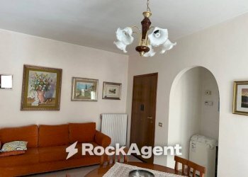 Salone - Independent house corso Giuseppe Mazzini, 71, Torre De' Passeri - photo 17