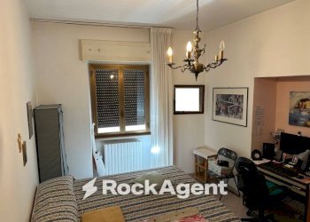 Camera da letto - Independent house corso Giuseppe Mazzini, 71, Torre De' Passeri - photo 24