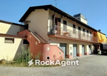 Facciata - Trilocale corso Italia, 38, Mede - foto 1
