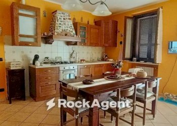 Cucina - Trilocale corso Italia, 38, Mede - foto 2