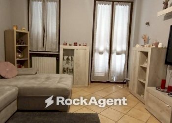 Camera da letto - Trilocale corso Italia, 38, Mede - foto 13