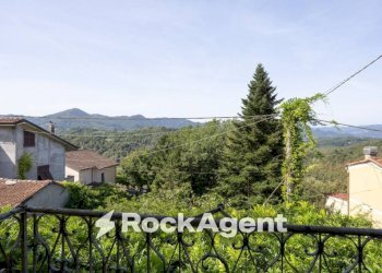 Vista - Casa indipendente via Martiri di Belfiore, 25, Fivizzano - foto 18