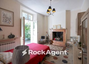 Salone - Casa indipendente via Martiri di Belfiore, 25, Fivizzano - foto 24