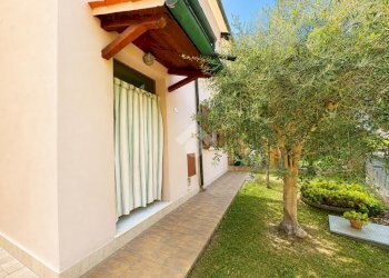 Porzione di casa Via Madonna, Ravenna (zona Sant'Alberto) - foto 1