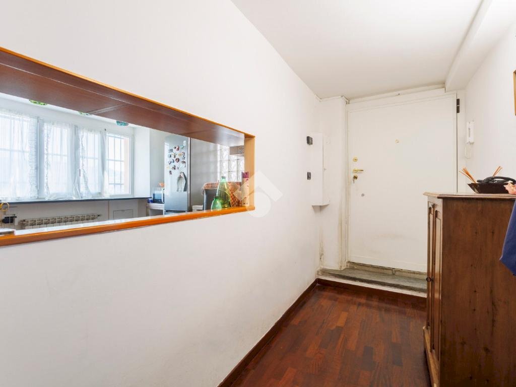 Appartamento Via montaldo, Genova (zona Marassi) - foto 2