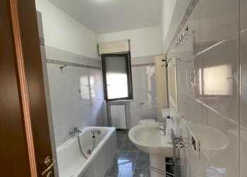 bagno - Appartamento Via Nino Bixio 7, Manoppello - foto 16