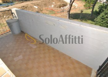 BALCONE (TRA CAMERA E SALA) - Appartamento Via dei Pensieri 5b, Livorno - foto 10