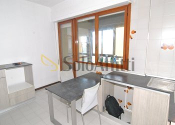 CUCINA - Appartamento Viale Francesco Petrarca 113, Livorno - foto 24