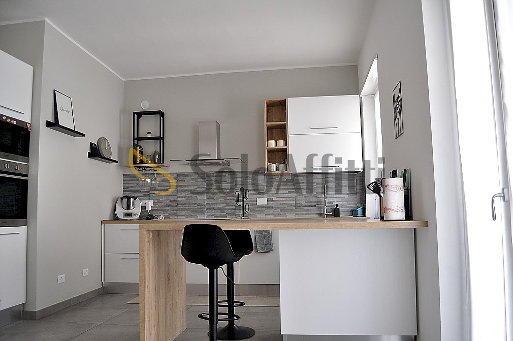 CUCINA A VISTA - Trilocale Via Chiomo 5, Settimo Torinese - foto 1