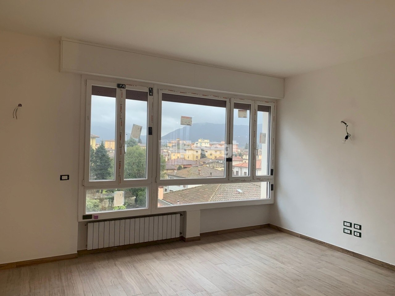 IMG_2366.jpg - Apartment Via Enrico Pea 74, Lucca - photo 1