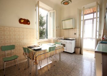VILLA VICINO AL CENTRO - Villa Viale Agostino Marti, Lucca - photo 2