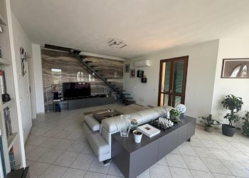4e4302ff-bd64-4c24-b626-21e503a23f4d - Villa a Schiera Via Larga 37, Luni - foto 1