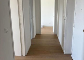 4.jpg - Four-room apartment Via Monte Ceneri, Milano - photo 2