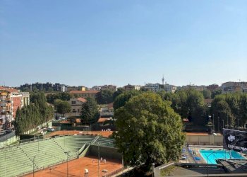 9.jpg - Four-room apartment Via Monte Ceneri, Milano - photo 6