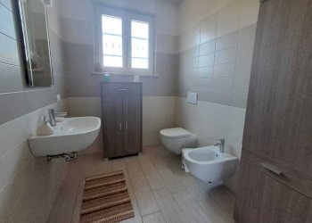 Bagno con doccia - Quadrilocale Santo Stefano di Magra - foto 12