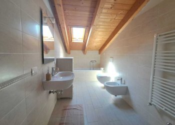 bagno con vasca - Quadrilocale Santo Stefano di Magra - foto 22