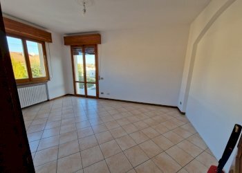 20231125_091715.jpg - Independent house Via Riccione, Santarcangelo di Romagna - photo 4