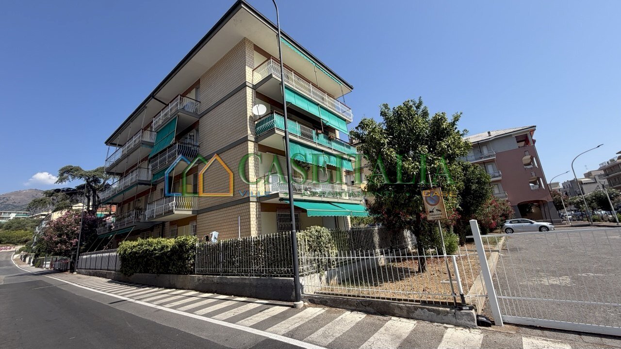 facciata - Three-room apartment Strada Cappelletta I 1, Ceriale - photo 1