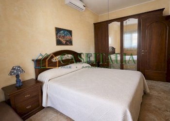 camera da letto - Three-room apartment Strada Cappelletta I 1, Ceriale - photo 11