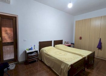 03camera (2) - Three-room apartment Via delle Mimose 37, Montecchio - photo 12