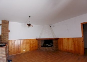 8fab7cbb-7615-4821-a2f9-5daee48a6213 - Villa Via Roma, Amelia - photo 5
