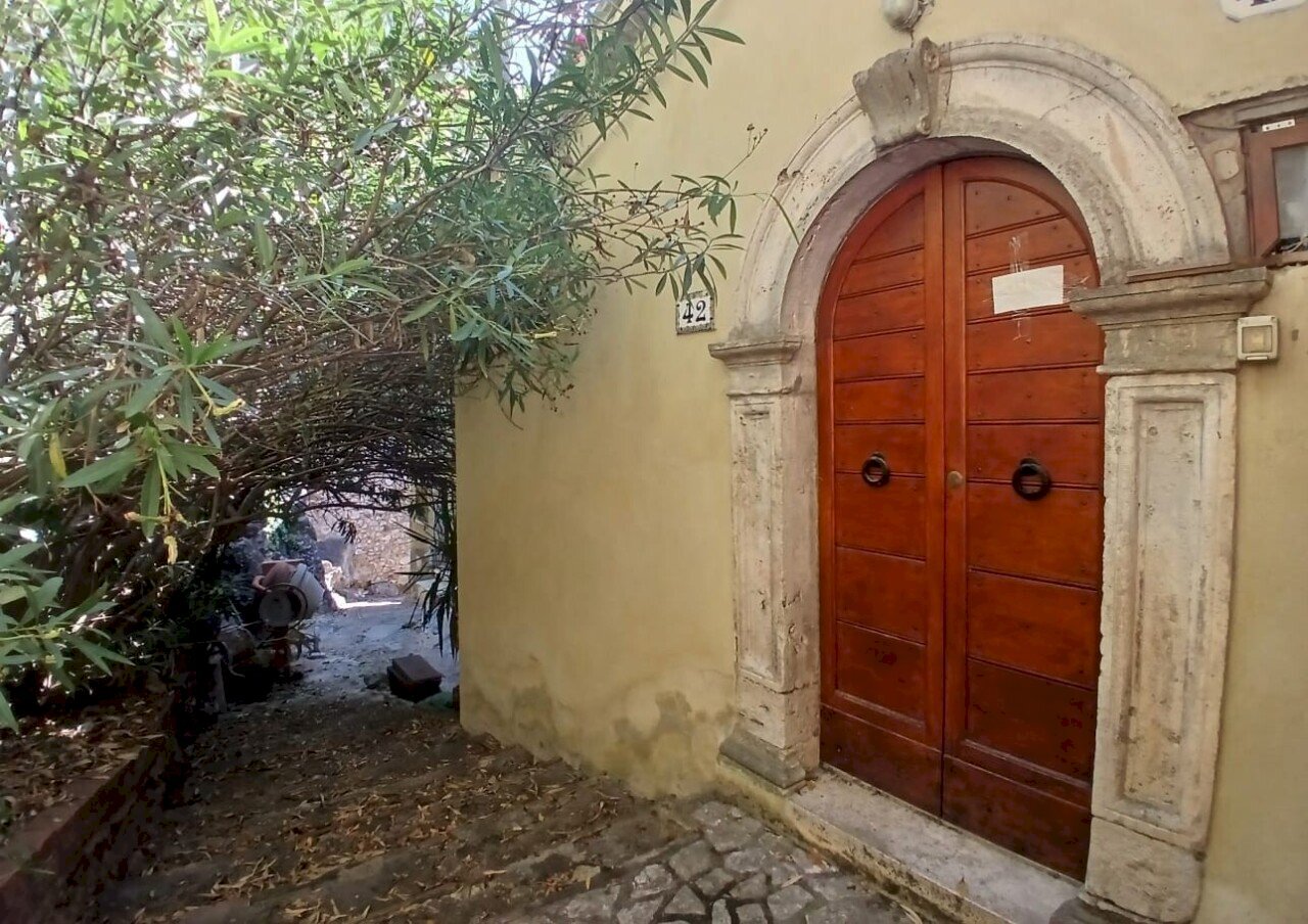 2e4e51d0-8889-4a3e-a229-8440d50262b6 (1) - Portion of a house Via Cavour, Amelia - photo 2