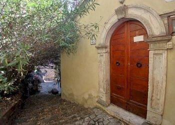 2e4e51d0-8889-4a3e-a229-8440d50262b6 - Portion of a house Via Cavour, Amelia - photo 5