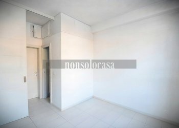 AREA VENDITA - Commercial Premises strada ponte d'oddi, Perugia - photo 3