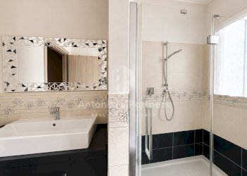 casale-le-olive-todi-umbria-secondo-bagno-doccia - Casale Via di Mezzo Muro, Todi - foto 24
